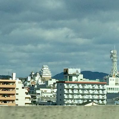 新幹線から見た姫路城 | 姫路城