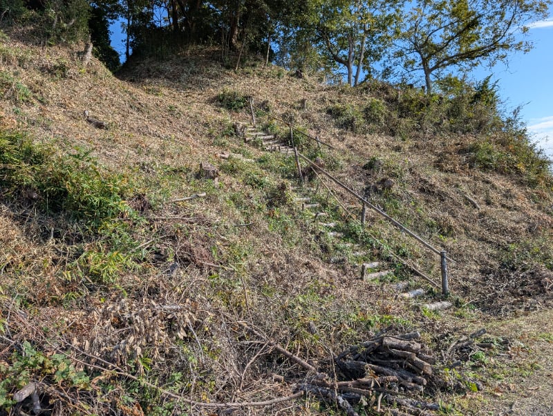 長山城跡 南側登城口